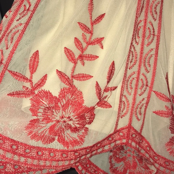 Romper - Picture 2 of 4